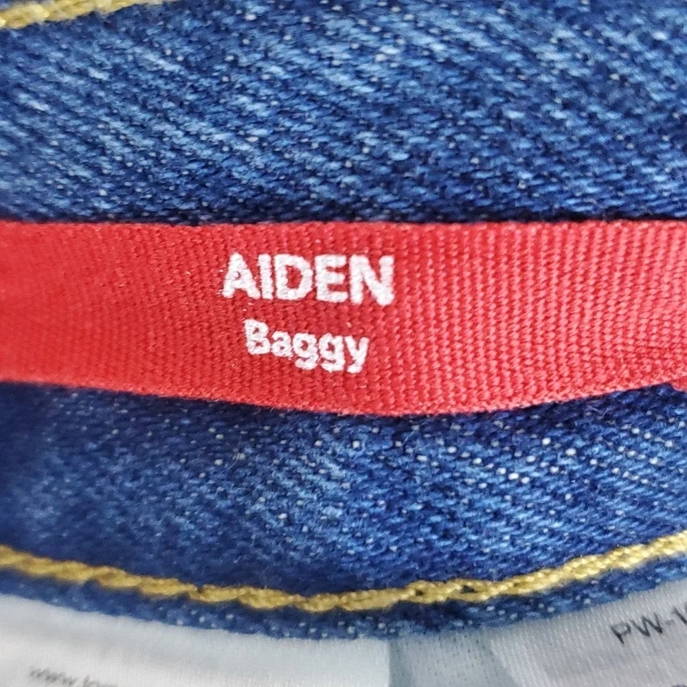 Tommy Hilfiger Jeans Aiden Baggy Denim Blue 33X32 Actually Measures 35X31.75‎
